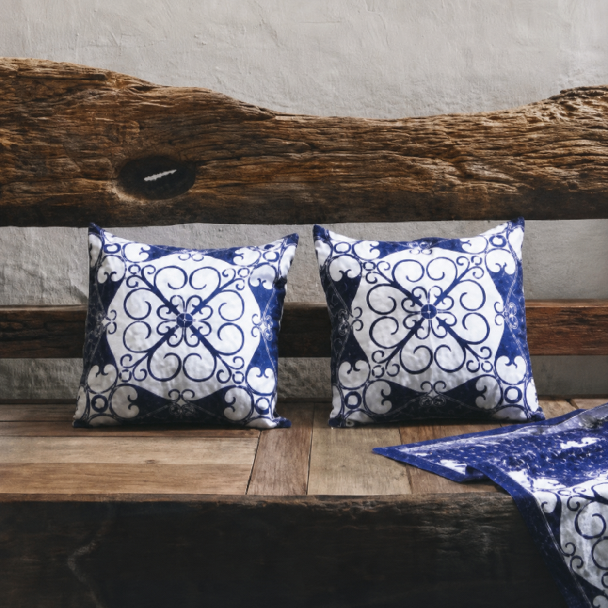 Foto produk Sarung Bantal Monod Diephuis — model 1 dari 1